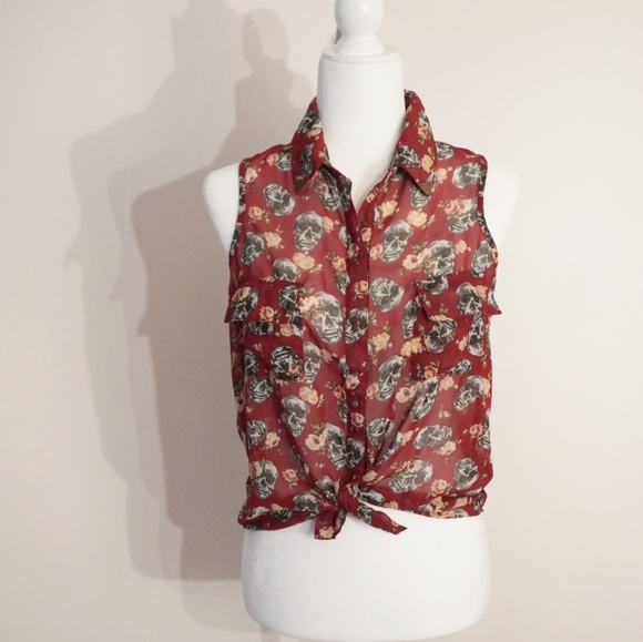 BONGO Tops - 😍 BONGO Sheer Skull & Flower Button Collared Top